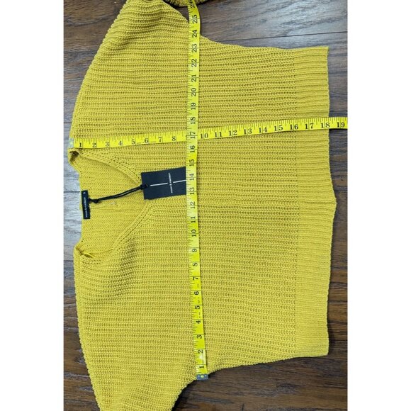 Moon & Madison Womens Size S Mustard Yellow Knit V-Neck Sweater Polyster - Picture 6 of 7